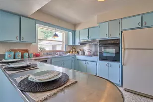 3302 W Gray St, Tampa, FL 33609 - Photo 10