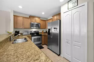 9736 Trumpet Vine Loop, Trinity, FL 34655 - Photo 4