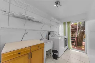 2602 Cyprus Dr, Palm Harbor, FL 34684 - Photo 26