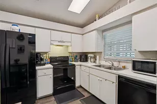 7917 Chadwick Dr, New Port Richey, FL 34654 - Photo 14