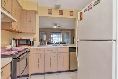 3902 Brigadoon Circle, Clearwater, FL 33759 - Photo 8