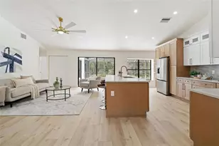 346 Carson Ln, Palm Harbor, FL 34684 - Photo 8