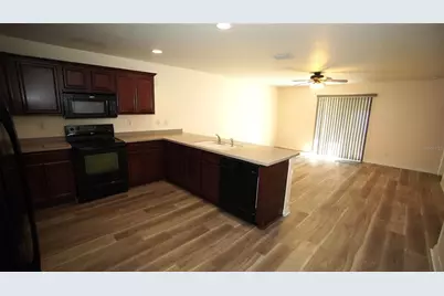 30950 Mandolin Cay Avenue, Wesley Chapel, FL 33543 - Photo 16