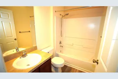 30950 Mandolin Cay Avenue, Wesley Chapel, FL 33543 - Photo 10