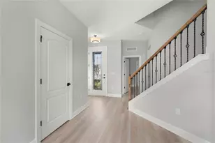 7895 Somersworth Dr, Kissimmee, FL 34747 - Photo 2