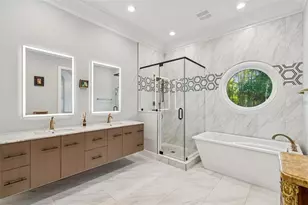 5210 S Crescent Dr, Tampa, FL 33611 - Photo 32
