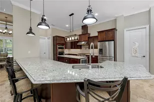 11155 131st St, Largo, FL 33774 - Photo 14