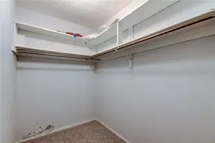 4890 Bay St NE, Saint Petersburg, FL 33703 - Photo 12