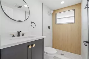 7846 Wallaba Ln, New Port Richey, FL 34653 - Photo 14