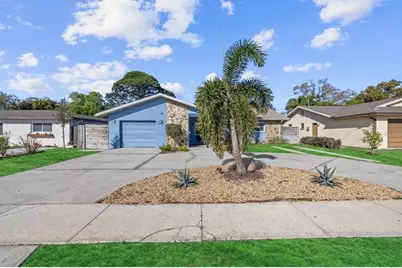 2000 58th Street N, Saint Petersburg, FL 33710 - Photo 2