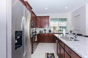 1534 Carey Palm Cir, Kissimmee, FL 34747 - Photo 4