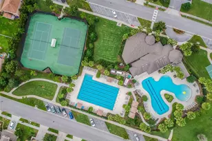 33975 Astoria Cir, Wesley Chapel, FL 33545 - Photo 46