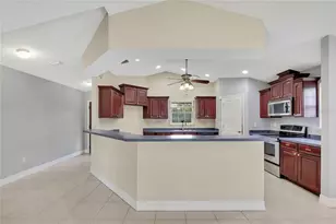 5827 Rio Dr, New Port Richey, FL 34652 - Photo 14