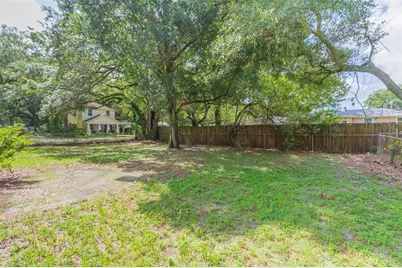 1809 E Henry Avenue, Tampa, FL 33610 - Photo 20