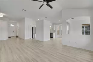 545 Lake Cypress Cir, Oldsmar, FL 34677 - Photo 18