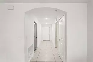 1551 Blue Bayou Cir, Ruskin, FL 33570 - Photo 6