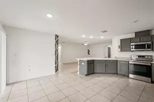 1551 Blue Bayou Cir, Ruskin, FL 33570 - Photo 18