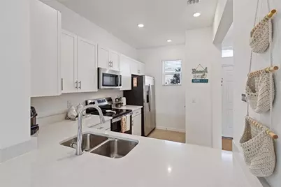 6119 Whetstone Court, Palmetto, FL 34221 - Photo 4