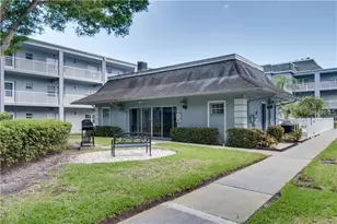 1706 Belleair Forest Dr, Belleair, FL 33756 - Photo 22