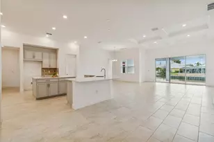 958 Signet Dr, Apollo Beach, FL 33572 - Photo 12