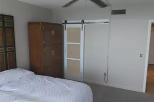 7100 Sunshine Skyway Ln S, Saint Petersburg, FL 33711 - Photo 36