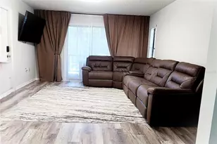 1354 Shady Pine Way, Tarpon Springs, FL 34688 - Photo 4