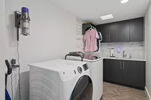 3715 Neptune Dr, Orlando, FL 32804 - Photo 34