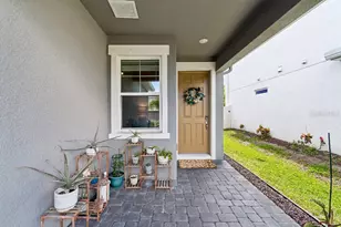 5411 Los Robles Ct, Palmetto, FL 34221 - Photo 2