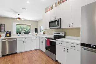 3825 Grand Forks Dr, Land O Lakes, FL 34639 - Photo 12