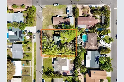 2706 46th Street S, Gulfport, FL 33711 - Photo 6