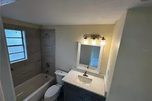 3704 Meadowbreeze Dr, Tampa, FL 33619 - Photo 20