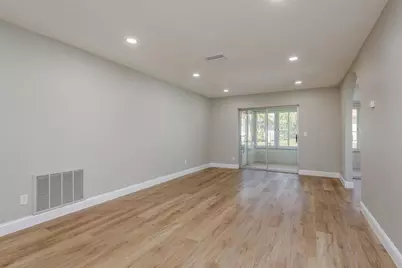 10608 Salamanca Drive, Port Richey, FL 34668 - Photo 6