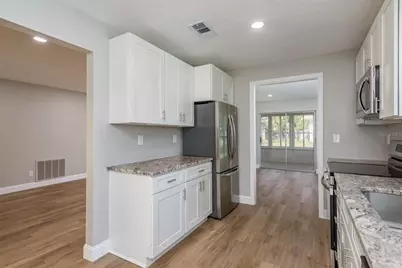 10608 Salamanca Drive, Port Richey, FL 34668 - Photo 14