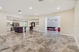 7026 Pinehaven Dr, Lakeland, FL 33810 - Photo 6