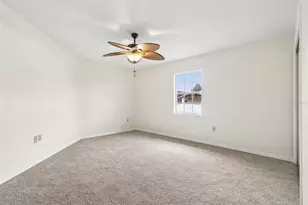 7026 Pinehaven Dr, Lakeland, FL 33810 - Photo 32