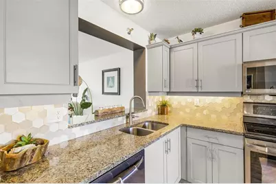 4460 Fairways Boulevard #105, Bradenton, FL 34209 - Photo 16