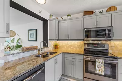 4460 Fairways Boulevard #105, Bradenton, FL 34209 - Photo 8