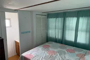 7803 46th Ave N, Saint Petersburg, FL 33709 - Photo 6