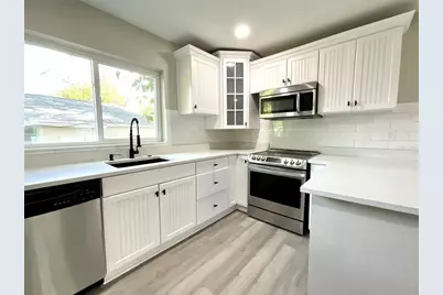 2102 E Caracas Street, Tampa, FL 33610 - Photo 22