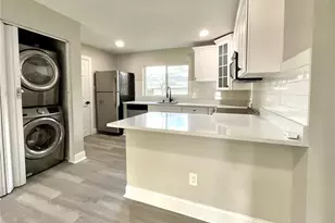 2102 E Caracas St, Tampa, FL 33610 - Photo 18