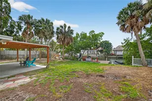 1809 Bayou Grande Blvd NE, Saint Petersburg, FL 33703 - Photo 6