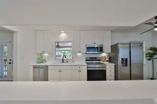 6145 1st Ave N, Saint Petersburg, FL 33710 - Photo 8