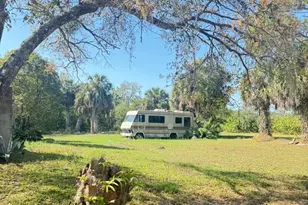 4858 Troydale Rd, Tampa, FL 33615 - Photo 10