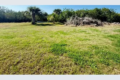 4858 Troydale Road, Tampa, FL 33615 - Photo 14