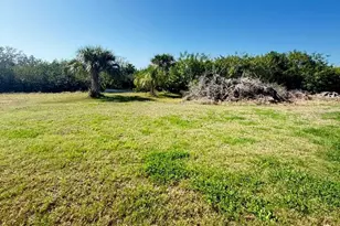 4858 Troydale Rd, Tampa, FL 33615 - Photo 14