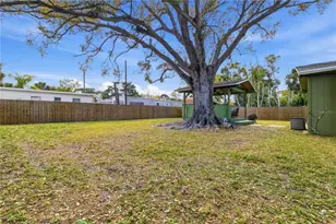 10776 124th Ave N, Seminole, FL 33778 - Photo 32