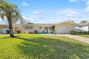 632 Shore Dr, Largo, FL 33771 - Photo 1