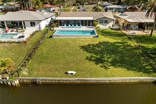 632 Shore Dr, Largo, FL 33771 - Photo 62