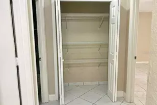 9217 NW 49th Pl, Sunrise, FL 33351 - Photo 12