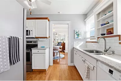 210 15th Avenue N, Saint Petersburg, FL 33704 - Photo 24